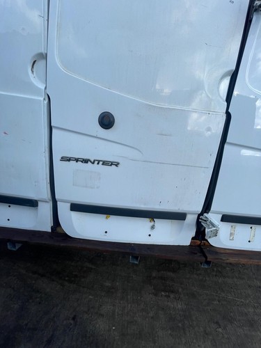 Mercedes Sprinter W906 (2007-2018) Rear Door Left N/S - imagine 5