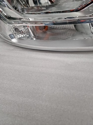 Ford Transit MK8 (2014-2019) Right Side Headlight BK3113W029AB (20)Scratches