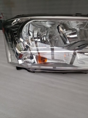 Ford Transit MK8 (2014-2019) Right Side Headlight BK3113W029AB (20)Scratches