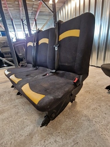 Mercedes Vito Rear Triple Seats - imagine 8
