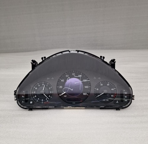 Mercedes E-Class Speedometer Cluster A2115403647 (27) Scratches
