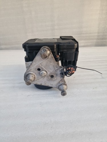 Mercedes C-Class (2007-2015) ABS Pump A1729014000 (130)
