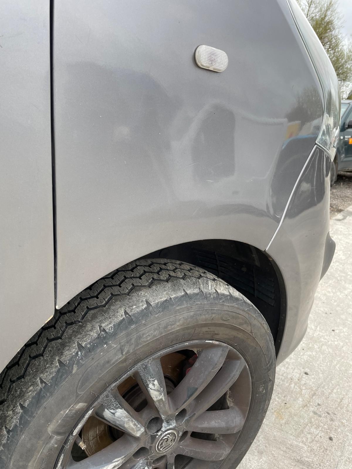 Vivaro Trafic Wing Fender Right O/S Vauxhall Renault 2015-2019 Grey