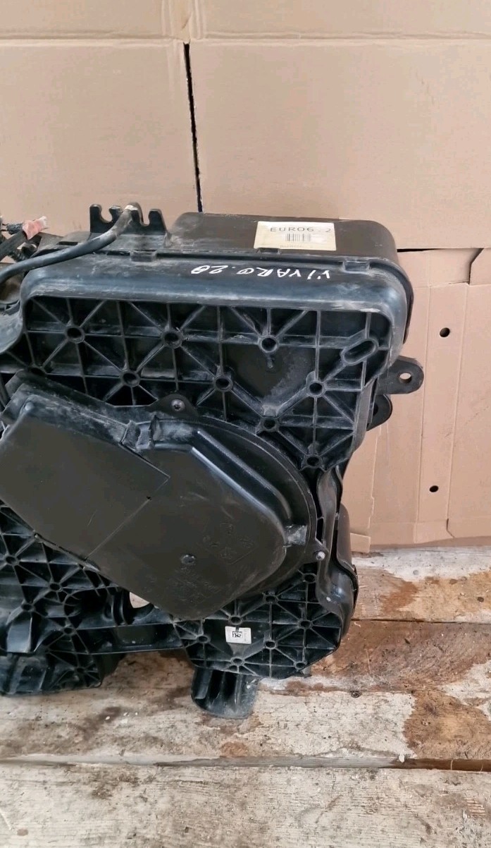 Peugeot Expert/Dispatch/Vivaro/ Proace ADBLUE TANK 4098016 (59)