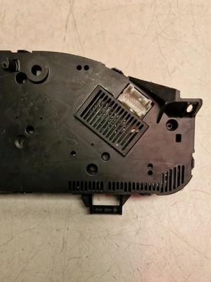 Mercedes Sprinter Speedometer Cluster A0004467021 (32).