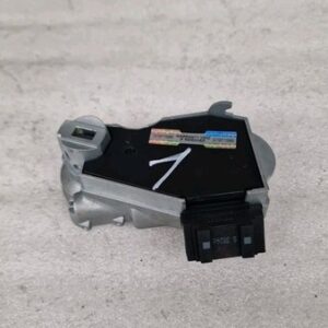 MERCEDES SPRINTER W906  STEERING COLUMN A0375456132 (1)