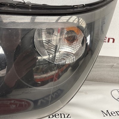 Volkswagen Crafter 06-17 Right Side Headlight 24761600 (51) Scratches