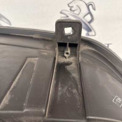 Volkswagen Crafter 06-17 Right Side Headlight 24761600 (51) Scratches