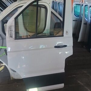 VW Crafter Passenger Side Door NS 2017 2026 BREAKING P17