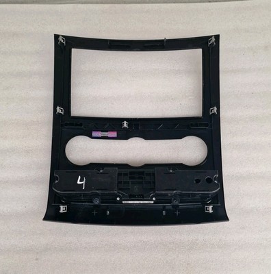 Mercedes Sprinter W906 /Crafter 2006-2018 Centre Dash Panel A9066800017 (4)