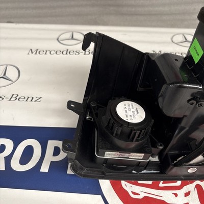 Mercedes Sprinter W906 Right Side Dashboard Air Vent A9068300754 172