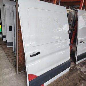Ford Transit Left Side Sliding Door 2015 2019 P786 BREAKING