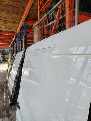 Ford Transit Left Side Sliding Door NS 2015-2019 P800 - Image 3