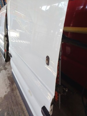 Ford Transit Left Side Sliding Door NS 2015-2019 P800 - Image 4