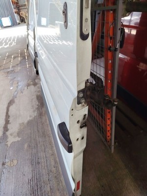 Ford Transit Left Side Sliding Door NS 2015-2019 P800 - Image 5