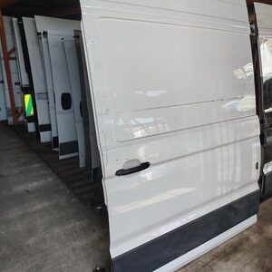 VW Crafter Sliding Door Left Side NS 2017 2026 BREAKING P854