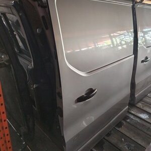 Vauxhall Vivaro Renault Trafic Left Side Loading Sliding Door 2015 2019 P989