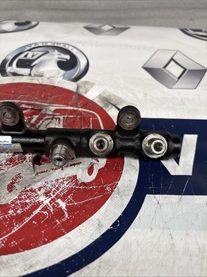 VAUXHALL Movano Master 2016 2.3 DIESEL FUEL RAIL 175217543R 739