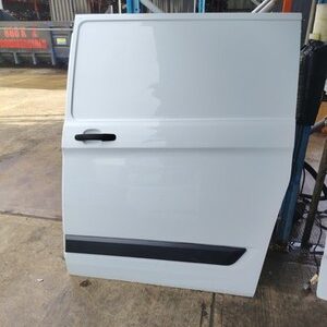 Ford Transit CUSTOM 2012 2018 Left Side Loading  Sliding Door P1212