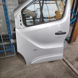 Vauxhall Vivaro Trafic 2015 2019 Front Door Left Side NS BREAKING P1104