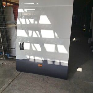 Iveco Daily Sliding Door Left Side NS 2015 2022 P1181 BREAKING