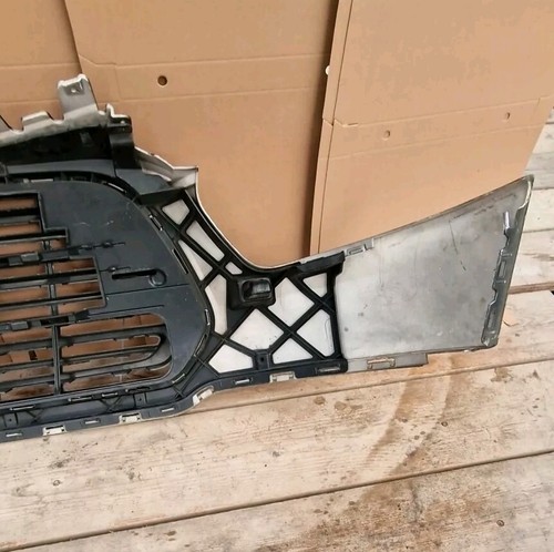 Ford Transit MK8 2015-2019 Front Grille (28) - Image 15