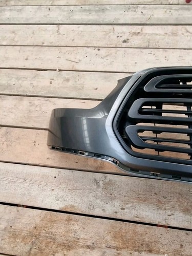 Ford Transit MK8 2015-2019 Front Grille (28) - Image 17