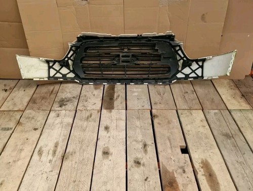 Ford Transit MK8 2015-2019 Front Grille (31) - imagine 15