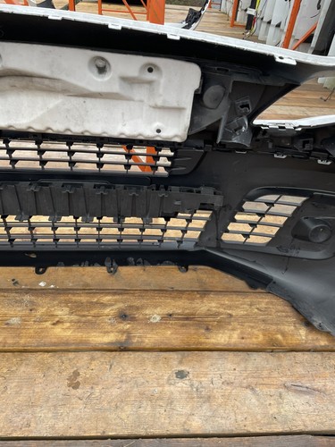 Peugeot Expert 2018-2024 Front Bumper In White DAMAGED