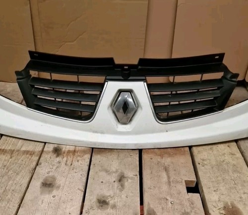 Renault Trafic 2006-2014 Front Grille (54) - Image 3
