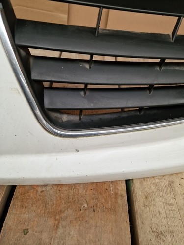 Renault Trafic 2006-2014 Front Grille (54) - Image 11