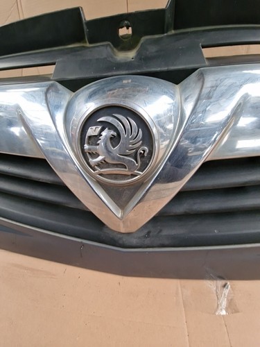 Vauxhall Vivaro 2006-2014 Front Grille (56) - Image 9
