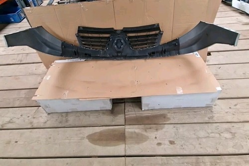 Renault Trafic 2006-2014 Front Grille (59) - Image 17