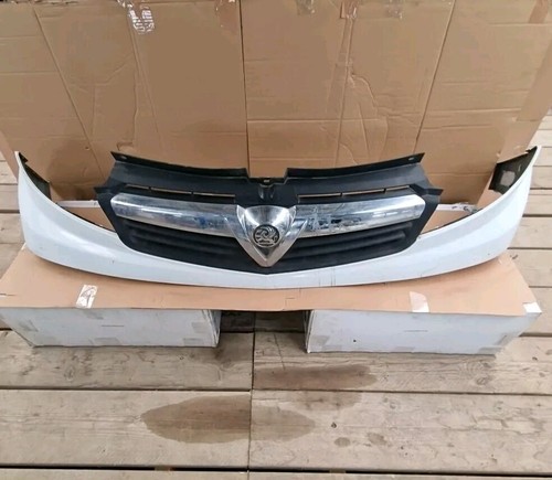 Vauxhall Vivaro 2006-2014 Front Grille (66) - Image 22