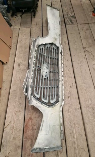 Ford Transit MK8 2015-2019 Front Grille (3) - imagine 10