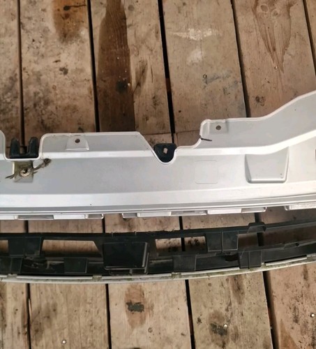 Ford Transit MK8 2015-2019 Front Grille (5)