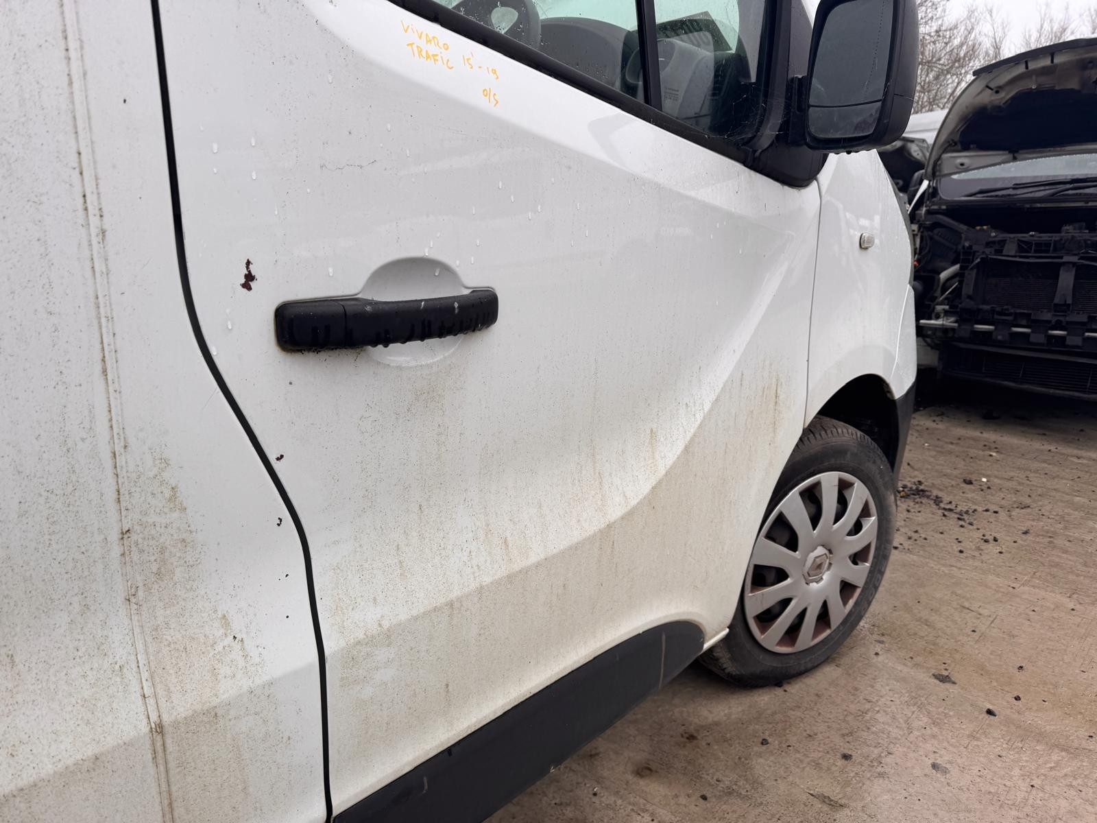 Vauxhall Vivaro Trafic 2015-2019 Front Door Right O/S In White - imagine 10