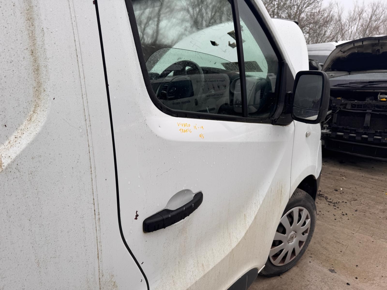 Vauxhall Vivaro Trafic 2015-2019 Front Door Right O/S In White - imagine 11