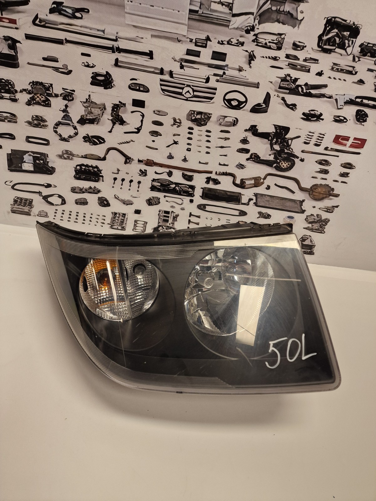 Volkswagen Crafter 06-17 Left Side Headlight 9068201461 (50) Scratches