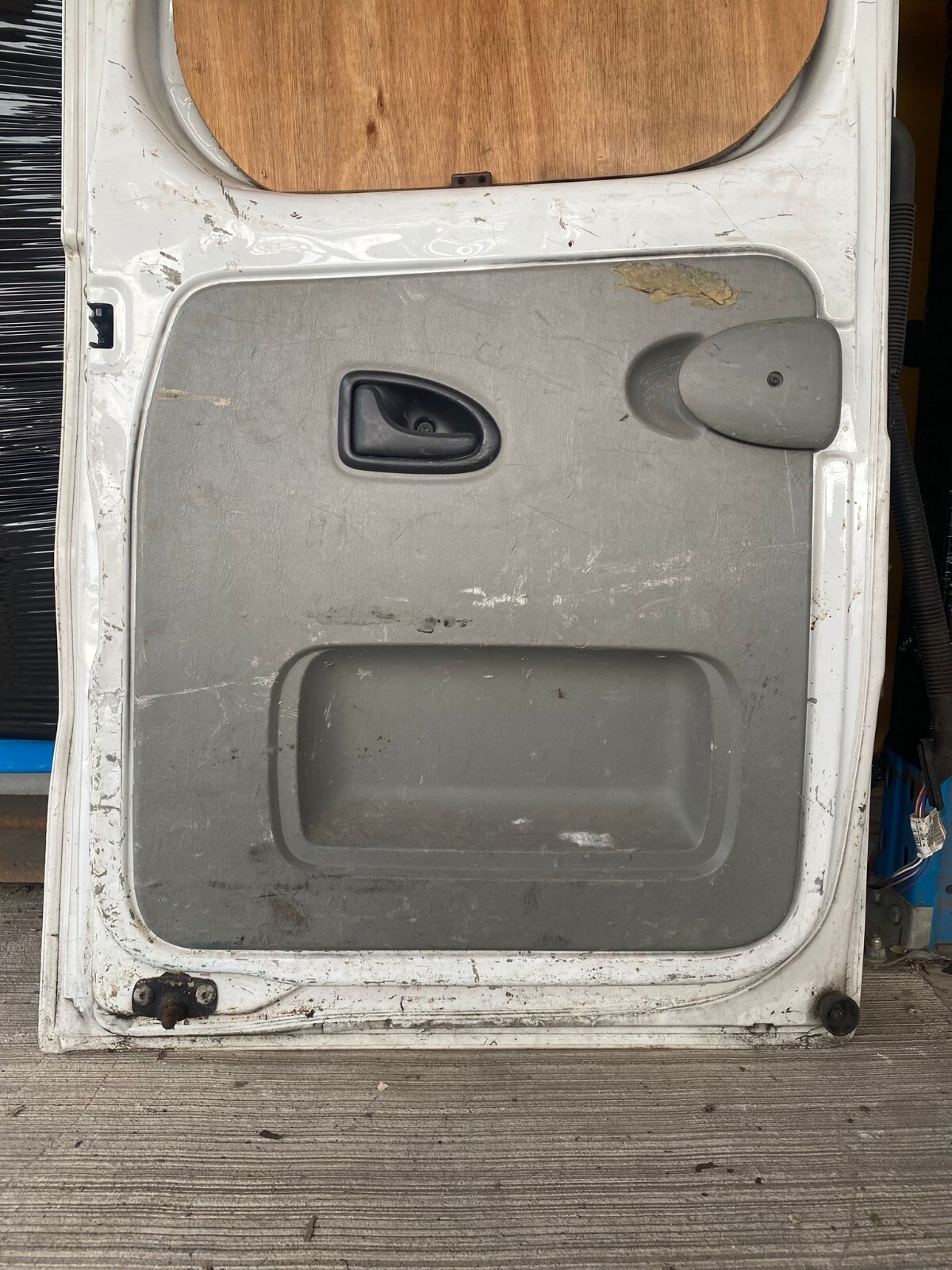 Vauxhall Vivaro Trafic 2006-2014 Rear Door Left N/S/R In White