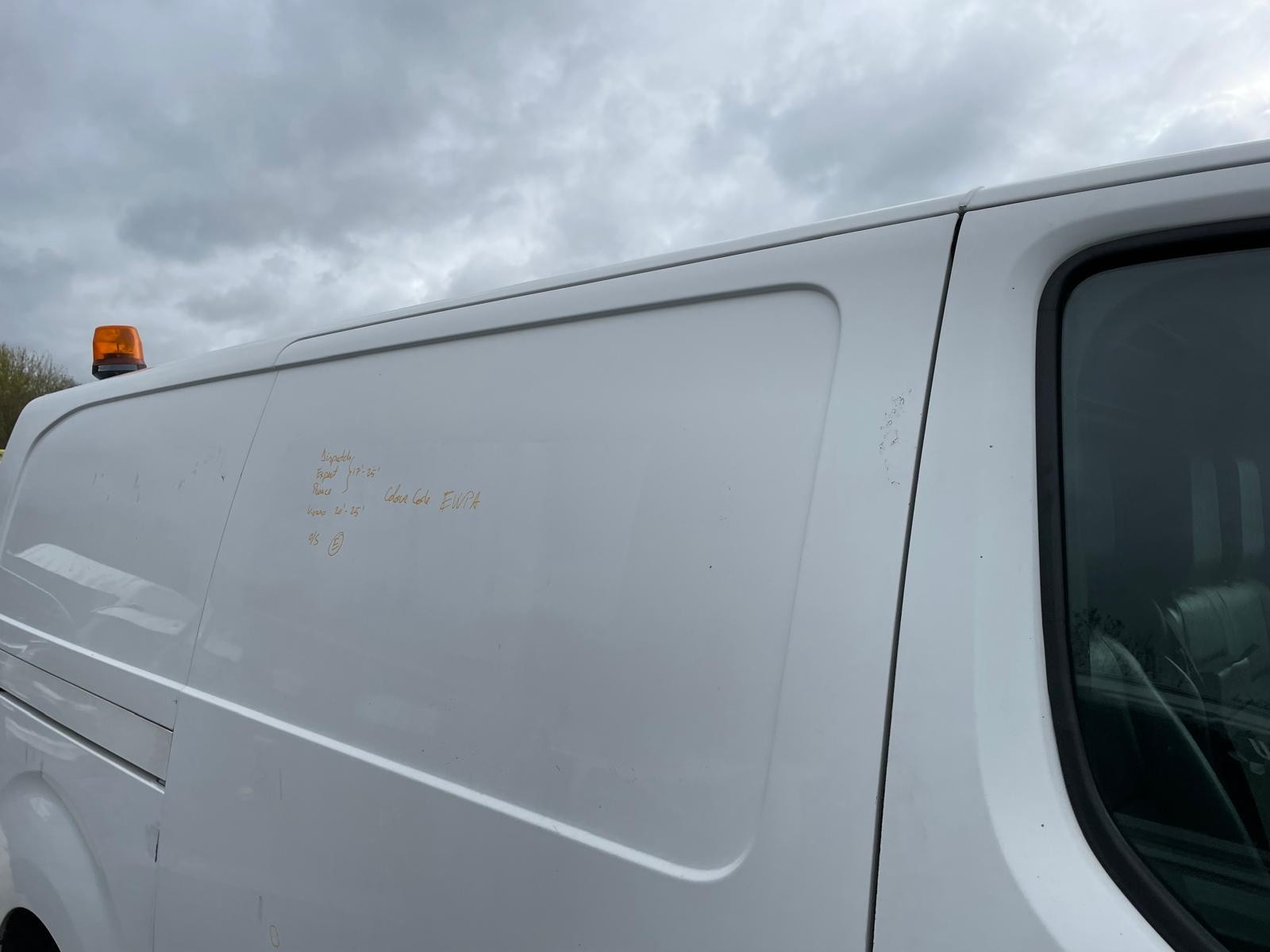 Dispatch Expert Proace Side Loading Sliding Door OS White 2017-2025 Vivaro 20 25