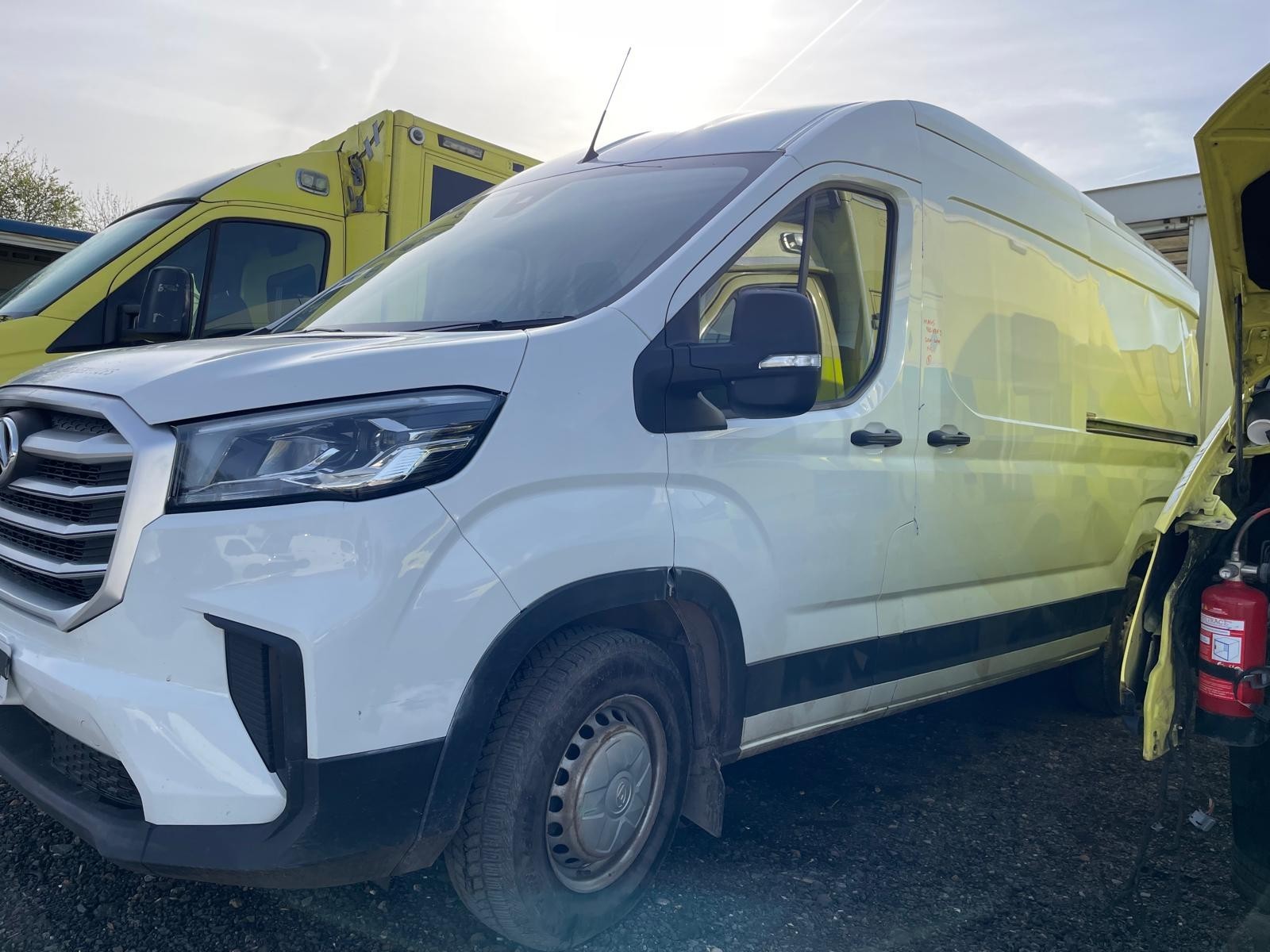 LDV Maxus Deliver 9 Side Loading Door Sliding Door 2020-2025 White