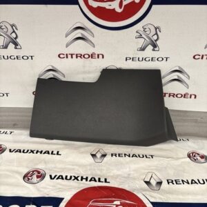 Vauxhall Vivaro Dispatch Lower Right Dashboard Trim 9808173677 BREAKING 550