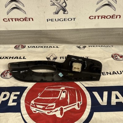 Vauxhall Vivaro Trafic Electric Wing Mirror Control Switch 93866643 BREAKING 593 - Image 12