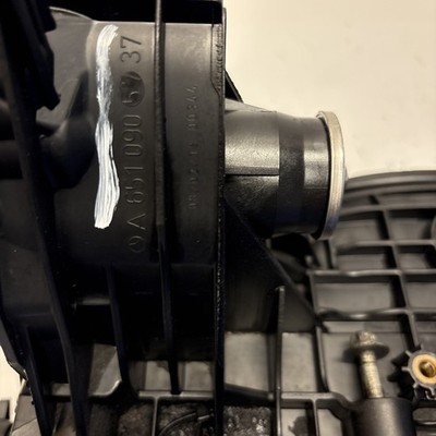Mercedes Sprinter 2010 2017 2.1 OEM651 Inlet Intake Manifold A6510905737 969 - Image 12