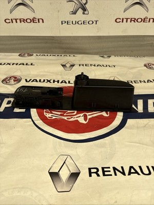 Mercedes Sprinter 2018 2024 Front Window Switch Right Side O/S A9079051308 193 - imagine 5