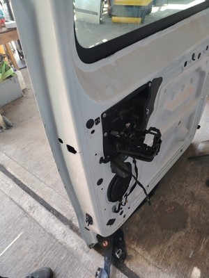 Vivaro Expert Dispatch Proace RightSide Loading Sliding Door NS 2017 2026 P1224 - Image 16