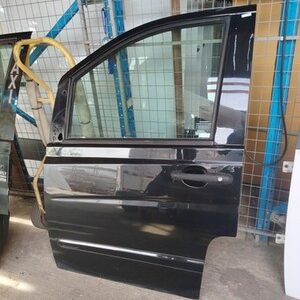Mercedes Vito W639 2004 2014 Front Door Left Side NS BREAKING P1394