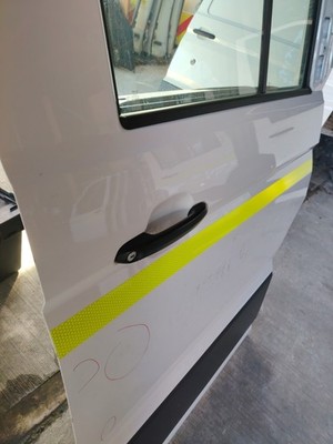 VW Crafter Front Door OS 2017 2026 BREAKING P1409 - Image 5