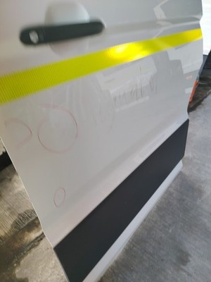 VW Crafter Front Door OS 2017 2026 BREAKING P1409 - Image 11
